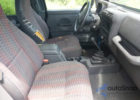 1999 Jeep Wrangler Sport из США, поврежденный, VIN 1J4FY19S6XP436988